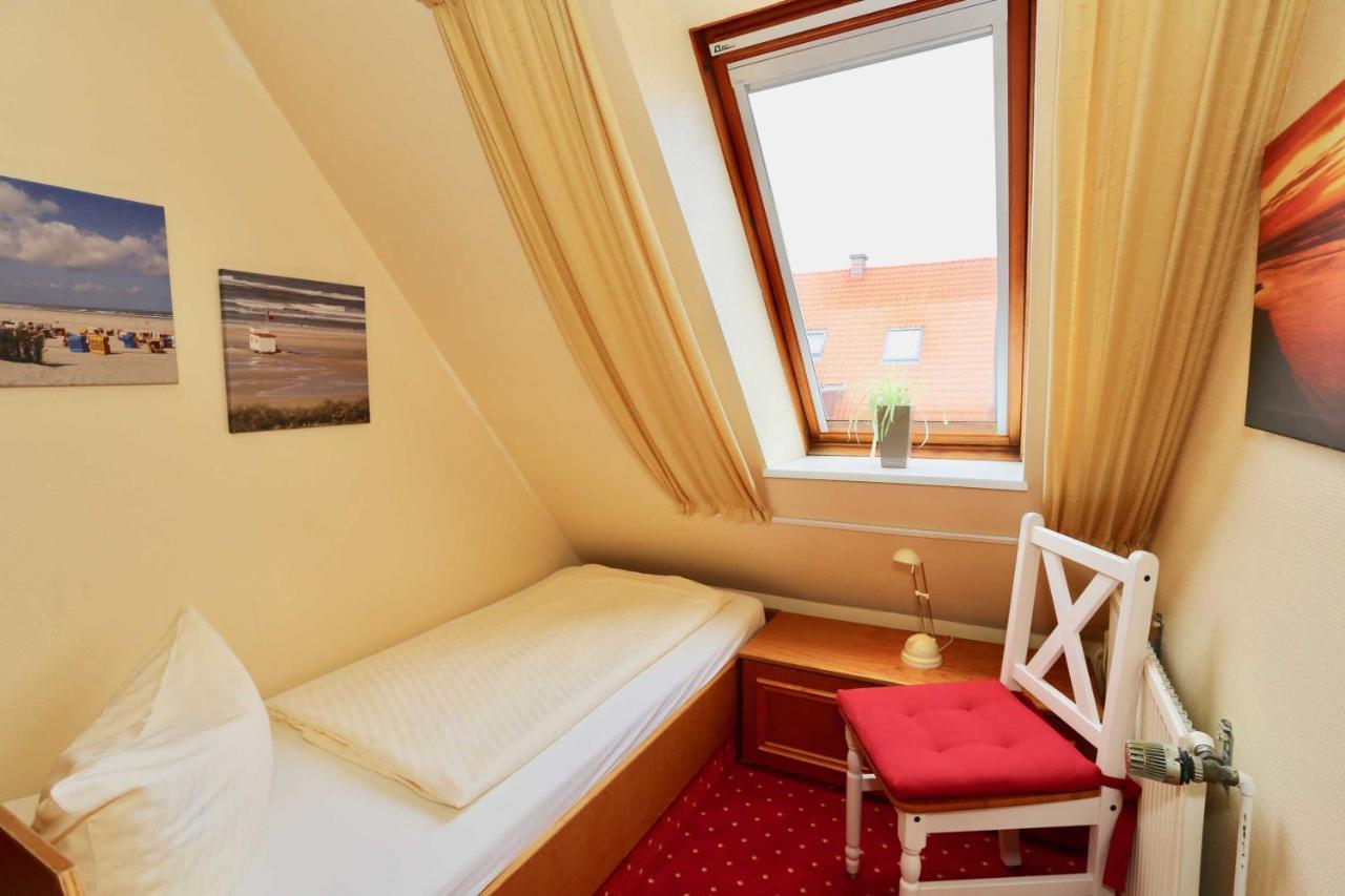 Inselresidenz Strandburg - Ferienwohnung 303 Йюст Экстерьер фото